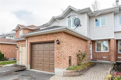 460 LAWLER Crescent, Orleans - Cumberland and Area, ON K4A 3Y3