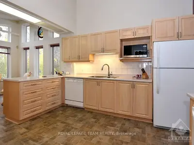 5 VALLEYVIEW Road, South of Baseline to Knoxdale, ON K2H 5Y6