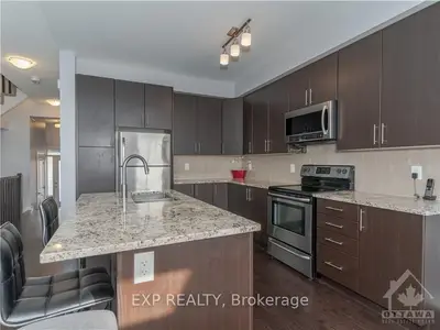 531 RIOJA Street, Kanata, ON K2S 0V8