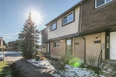 2649 PIMLICO Crescent, Blossom Park - Airport and Area, ON K1T 2A6
