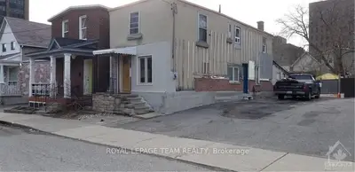 64 Pamilla Street, Dows Lake - Civic Hospital and Area, ON K1S 3K8