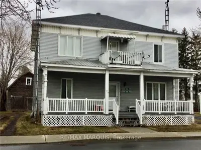8 MAIN Street, North Stormont, ON K0C 1K0