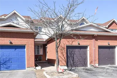 119 GOLDENSTAR, Hunt Club - South Keys and Area, ON K1V 2A3