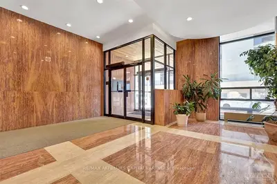 475 Laurier Avenue 604, Ottawa Centre, On K1r 7x1