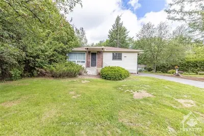 4976 COUNTY ROAD 17 Road, Alfred and Plantagenet, ON K0B 1A0