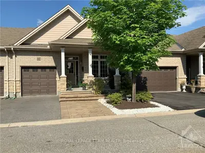 134 MAPLE KEY, Blossom Park - Airport and Area, ON K1T 0E2
