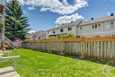 4468 Harper Avenue, Cyrville - Carson Grove - Pineview, On K1j 1e1