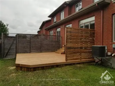 411 Meilleur, Vanier And Kingsview Park, On K1l 0a2