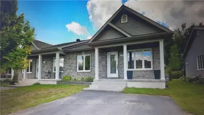 1843 SUZIE Crescent, Hawkesbury, ON K6A 0A5