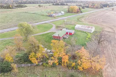 2659 Upper Dwyer Hill Road, Carp - Huntley Ward, On K0a 1l0