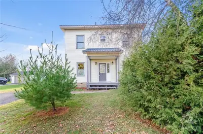 3242 Gendron Road, Clarence-Rockland, ON K0A 2A0