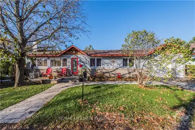 1051 BLASDELL Avenue, Manor Park - Cardinal Glen and Area, ON K1K 0C5