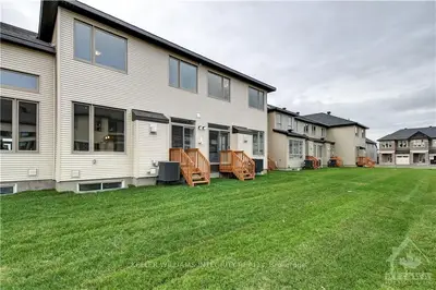 668 Capricorn Circle, Blossom Park - Airport And Area, On K4m 0j5