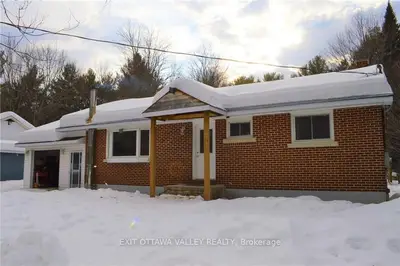 32057 HIGHWAY 17, Laurentian Hills, ON K0J 1J0