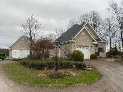 364 LETTS CEMETERY Road, North Algona Wilberforce, ON K0J 1T0