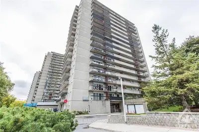 158B MCARTHUR Avenue 1907, Vanier and Kingsview Park, ON K1L 8C9