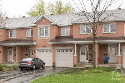 104 Stedman Street, Blossom Park - Airport And Area, On K1t 0b4