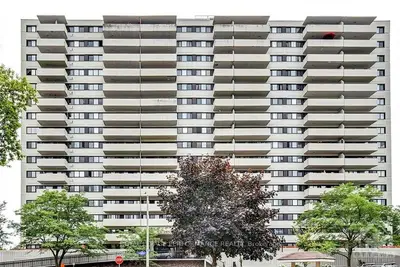 40 LANDRY Street 712, Vanier and Kingsview Park, ON K1L 8K4