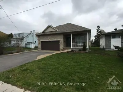 1381 Maxime Street, Cyrville - Carson Grove - Pineview, On K1b 3l2