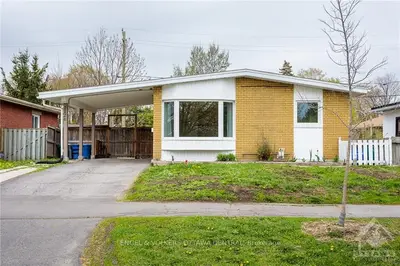2126 ARCH Street, Elmvale Acres and Area, ON K1G 2H4