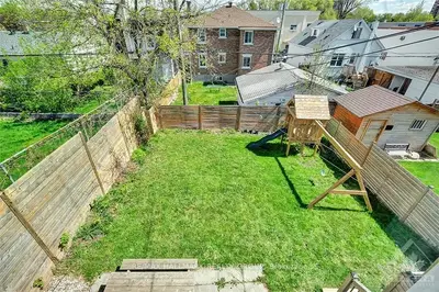 265 Bradley Avenue, Vanier And Kingsview Park, On K1l 7e8