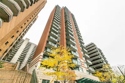 570 Laurier Avenue W 1605, Ottawa Centre, On K1r 1c8