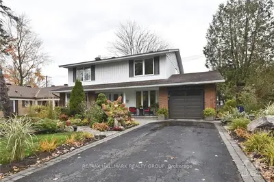1922 OAKDEAN Crescent, Beacon Hill North - South and Area, ON K1J 6H3