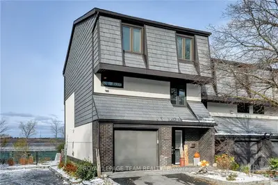 655 RICHMOND Road 26, Carlingwood - Westboro and Area, ON K2A 3Y3