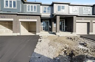 322 GUPPY Grove, Orleans - Cumberland and Area, ON K4A 5H1