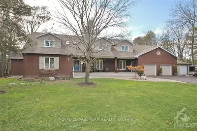 2376 PINE Avenue, Manotick - Kars - Rideau Twp and Area, ON K4M 1B4