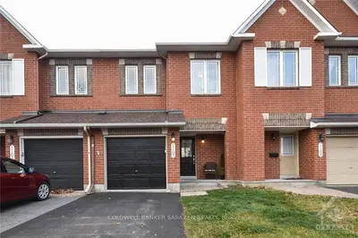 1105 CANDLEWOOD Street, Orleans - Cumberland and Area, ON K4A 4Z9