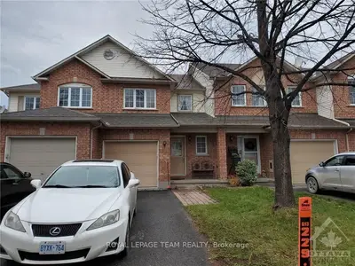 1737 Jobin Crescent, Cyrville - Carson Grove - Pineview, On K1j 1c4