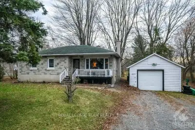 6571 Prince Of Wales Drive, Manotick - Kars - Rideau Twp And Area, On K0a 2t0