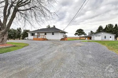13313 COUNTY RD 13 Road, North Dundas, ON K0C 2K0