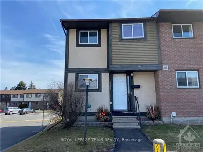 2769 Pimlico Crescent, Blossom Park - Airport And Area, On K1t 2a7