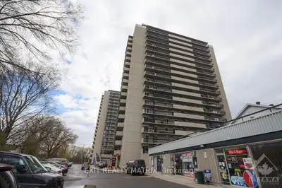 158 B MCARTHUR Avenue 108, Vanier and Kingsview Park, ON K1L 8C9