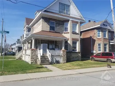 56 Church Street E, Smiths Falls, On K7a 1h6