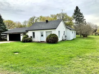 2365 MICKSBURG Road, Laurentian Valley, ON K0J 1K0