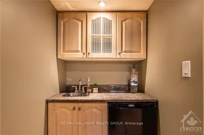 3 Royal Oak Court, Hunt Club - South Keys And Area, On K1t 3n9