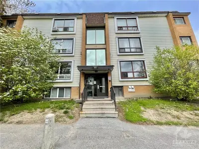 49 SUMAC Street 8, Beacon Hill North - South and Area, ON K1J 7T7