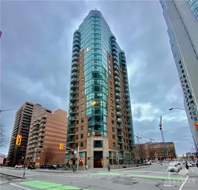 445 Laurier Avenue W 1803, Ottawa Centre, On K1r 0a2
