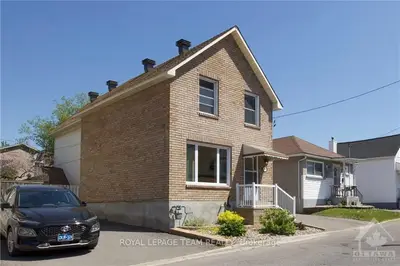 299 SHAKESPEARE Street, Vanier and Kingsview Park, ON K1L 5M3