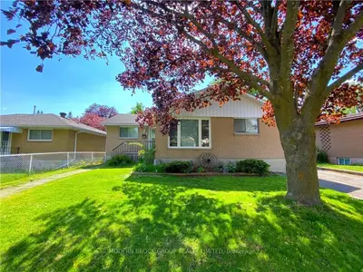 320 FIRST Avenue, Brockville, ON K6V 3C1