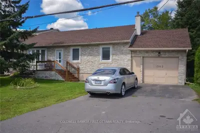 1585 ROSEBELLA Avenue, Blossom Park - Airport and Area, ON K1T 1E9