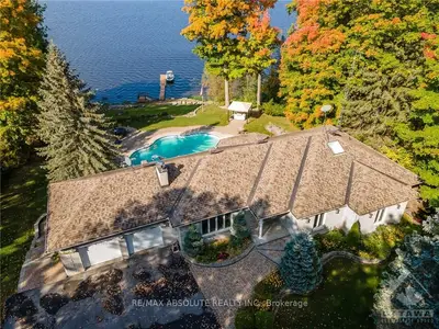 3083 OLD HIGHWAY 17 Road, Clarence-Rockland, ON K4K 1W1