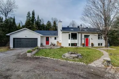 1310 UPPER DWYER HILL Road, Carp - Huntley Ward, ON K0A 1L0