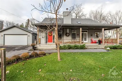 75 KIRBY Road, Britannia - Lincoln Heights and Area, ON K2B 6A2