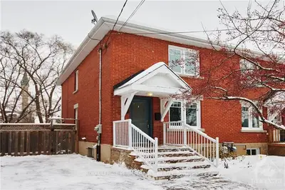 257 CARLETON Avenue, Tunneys Pasture and Ottawa West, ON K1Y 0J5