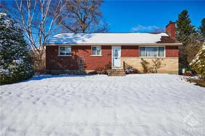 37 EPWORTH Avenue, Meadowlands - Crestview and Area, ON K2G 2L8