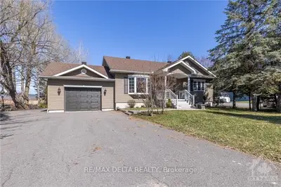 1557 County Road 4 Road, Hawkesbury, On K0b 1k0